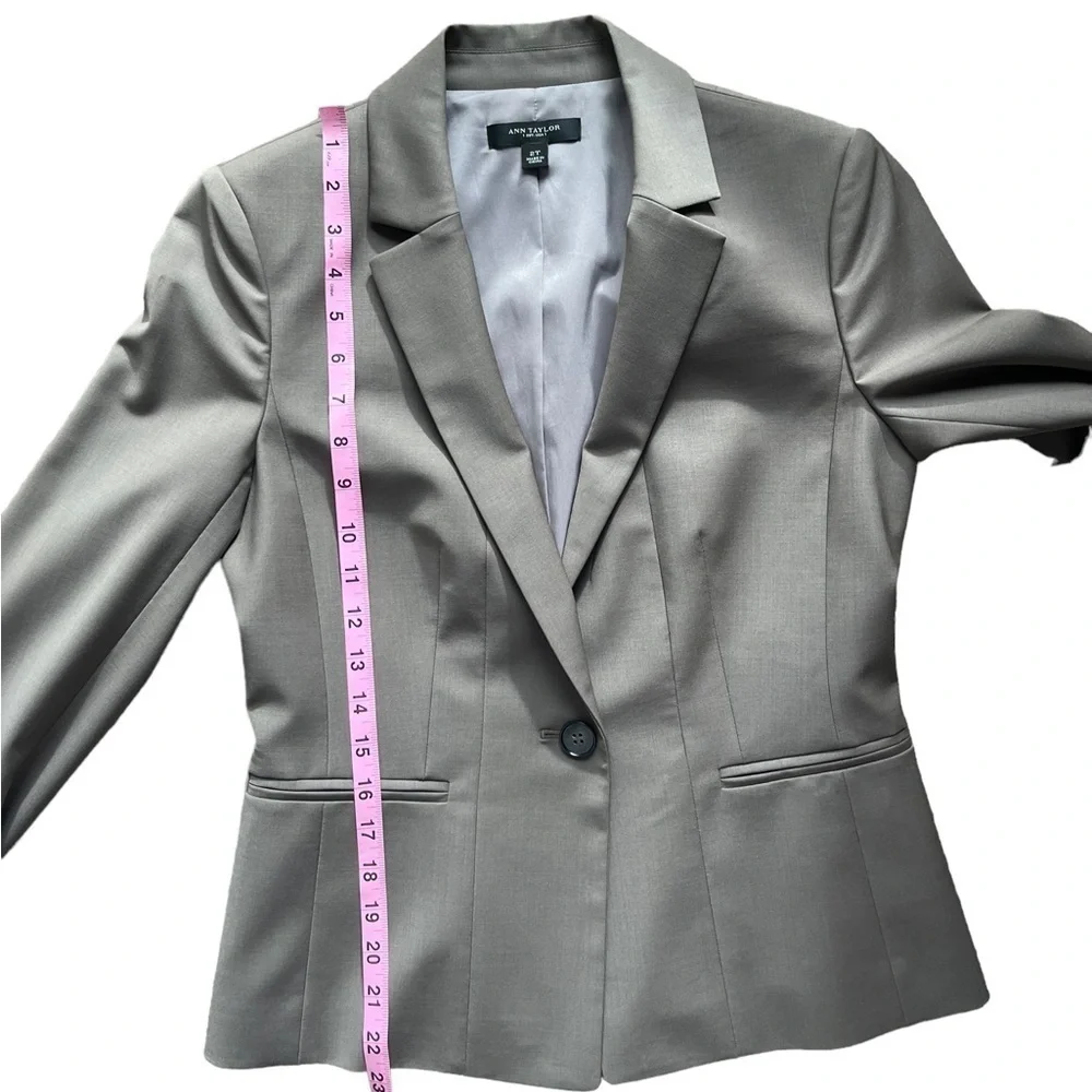 Ann Taylor Wool Blazer/Spandex Brown Women’s Size 4T